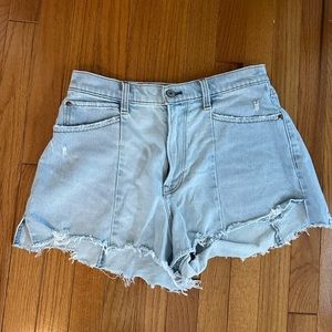 Abercrombie Cutoff Short High Rise Curve Love